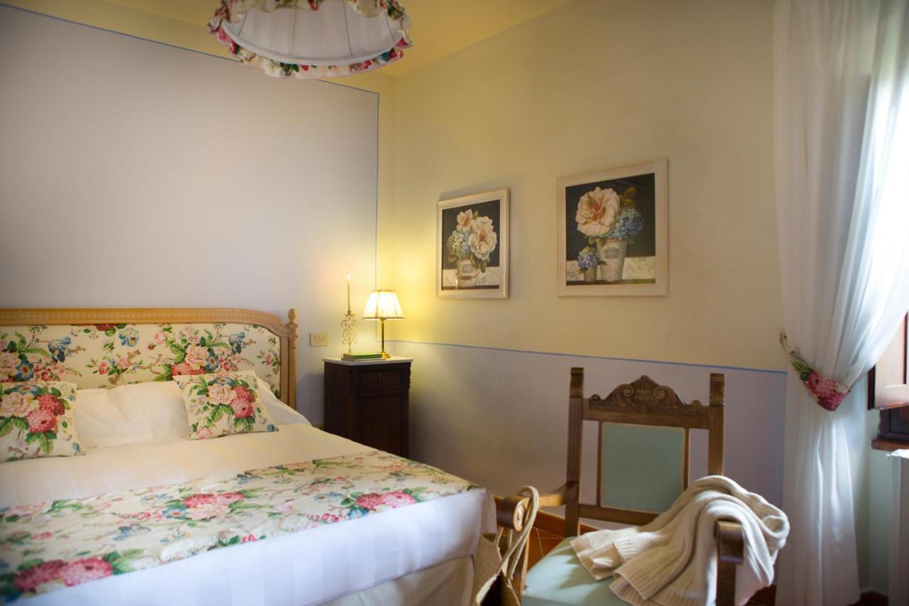 La Canonica Di Cortine Guest House Barberino di Val dʼElsa Eksteriør bilde